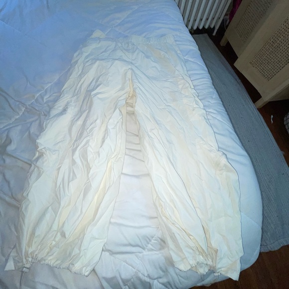 Urban Outfitters Cargo Pants - size 16 - Picture 2 of 13